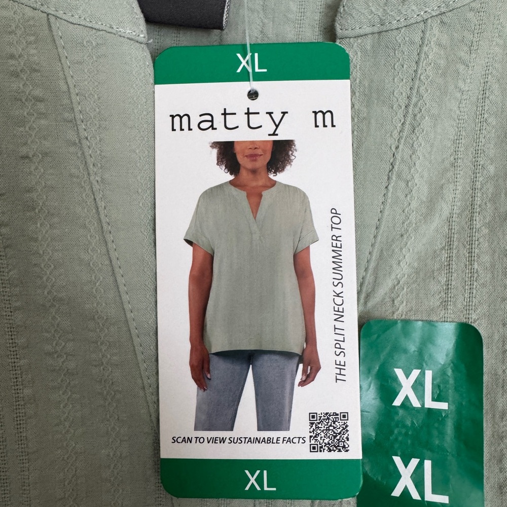 👚Matty M Green Blouse with Cuffed Sleeves and Mandarin Collar - Picture 4 of 8